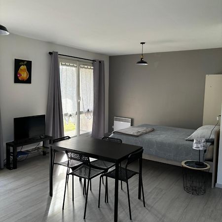 Studio Pivoine Avec Terrasse A Proximite De Мец Екстериор снимка