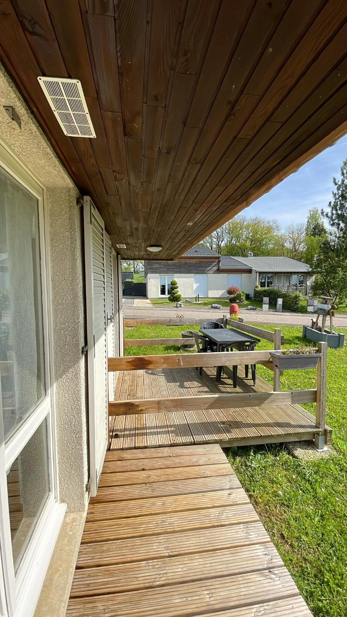 Studio Pivoine Avec Terrasse A Proximite De Мец Екстериор снимка